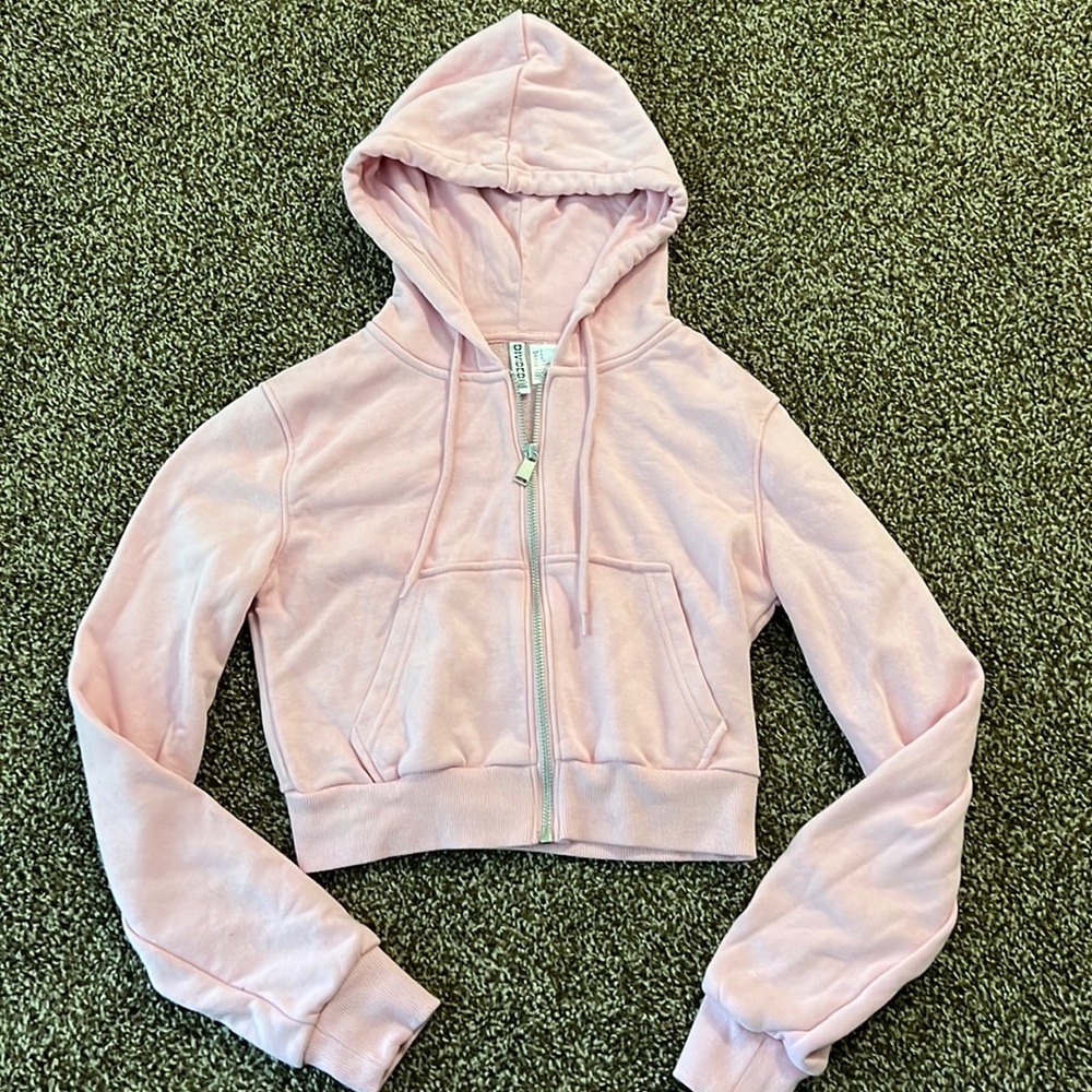 Small cropped hoodie